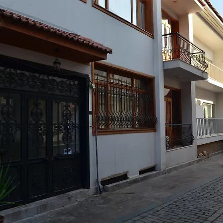 Old Town Deluxe Flats Ξενοδοχείο με διαμερίσματα