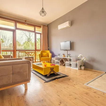 Old Town Deluxe Flats Ξενοδοχείο με διαμερίσματα Αττάλεια